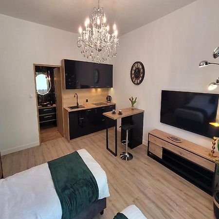 Good Day Apartment Centrum Катовице Экстерьер фото