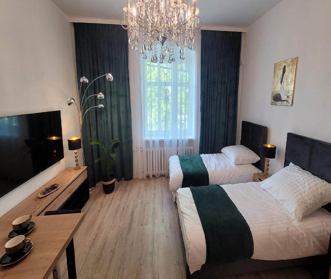 Good Day Apartment Centrum Катовице Экстерьер фото